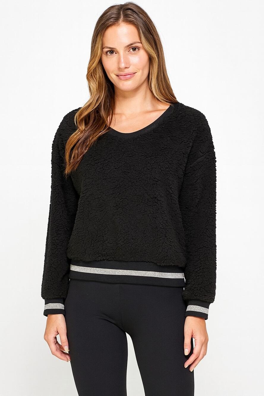 1.STATE Women’s Size Medium Black Teddy Sherpa Pullover Sweatshirt Silver Trim